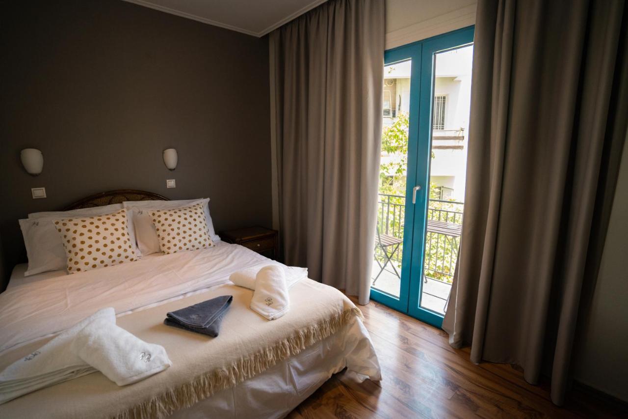 Plaza Hotel Athena Bagian luar foto