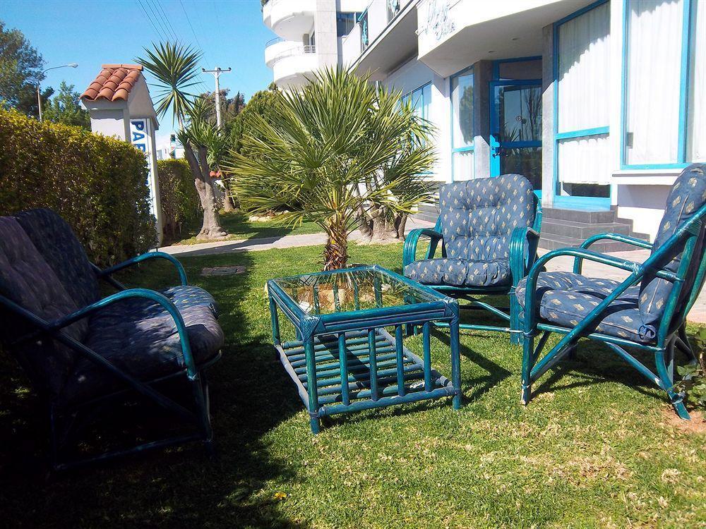 Plaza Hotel Athena Bagian luar foto